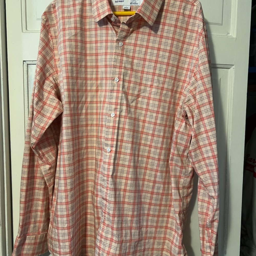 Old Navy Men's Button Down Dress Shirt